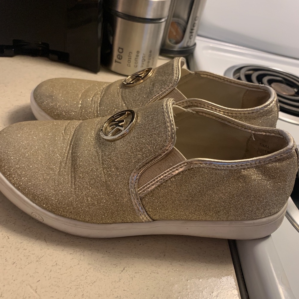Shoes bundle - Picture 2 of 8
